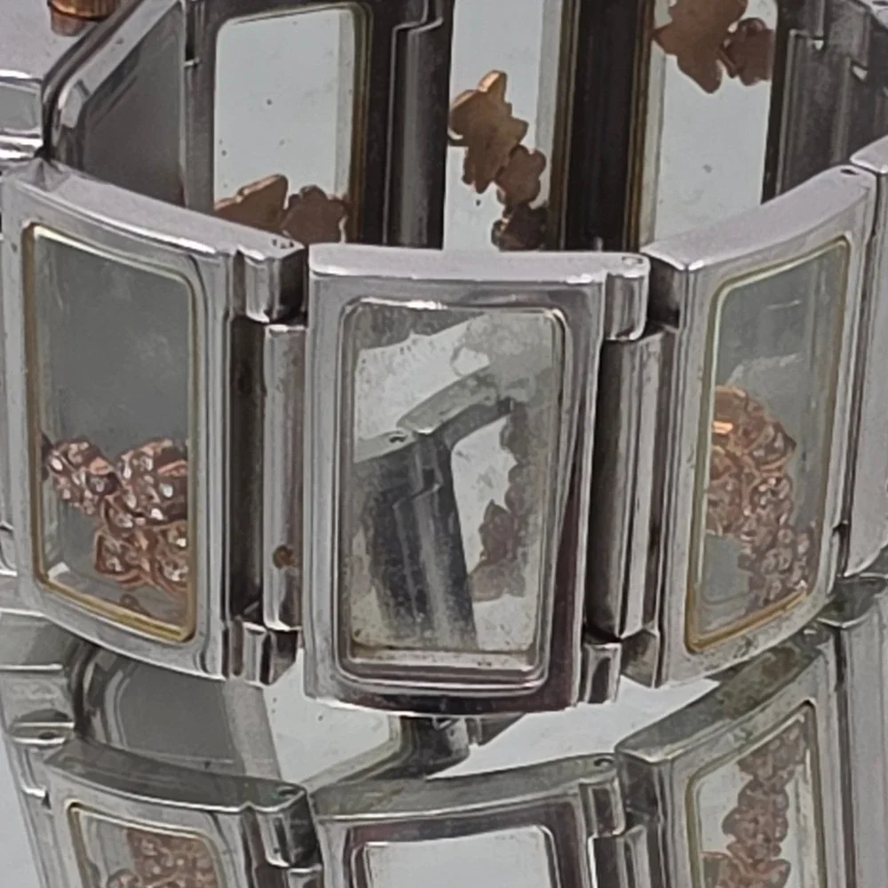 SK Time Cuff Watch Womens OS Silver Good Floating Charms Crystal Bezel 3006